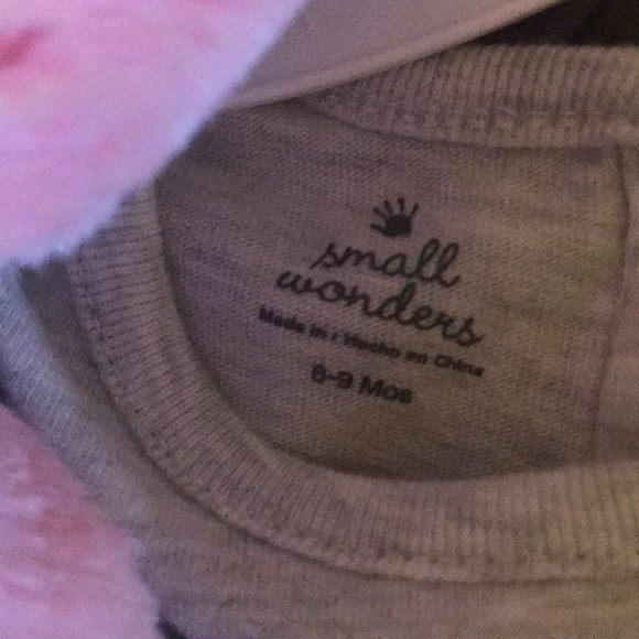 Two girls outfits.size 6 months - Picture 5 of 5